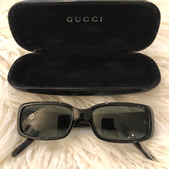 Gucci Accessories - Gucci "Sunglasses with original black with case"